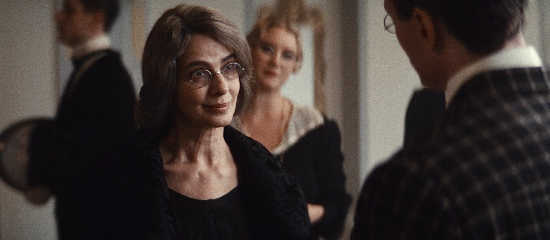 Laura Morante_frame dal film QUASI GRAZIA di Peter Marcias